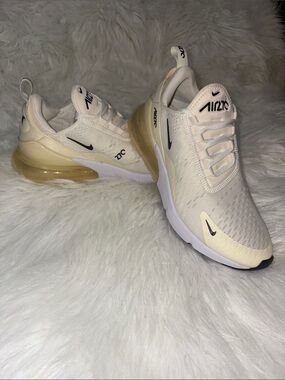 Nike Air Max 270 coconut Running Shoes